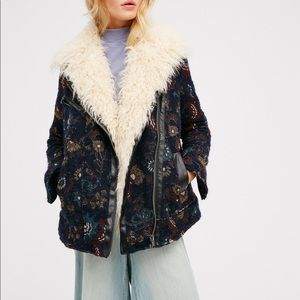 FREE PEOPLE JACKET RARE♥️🌈